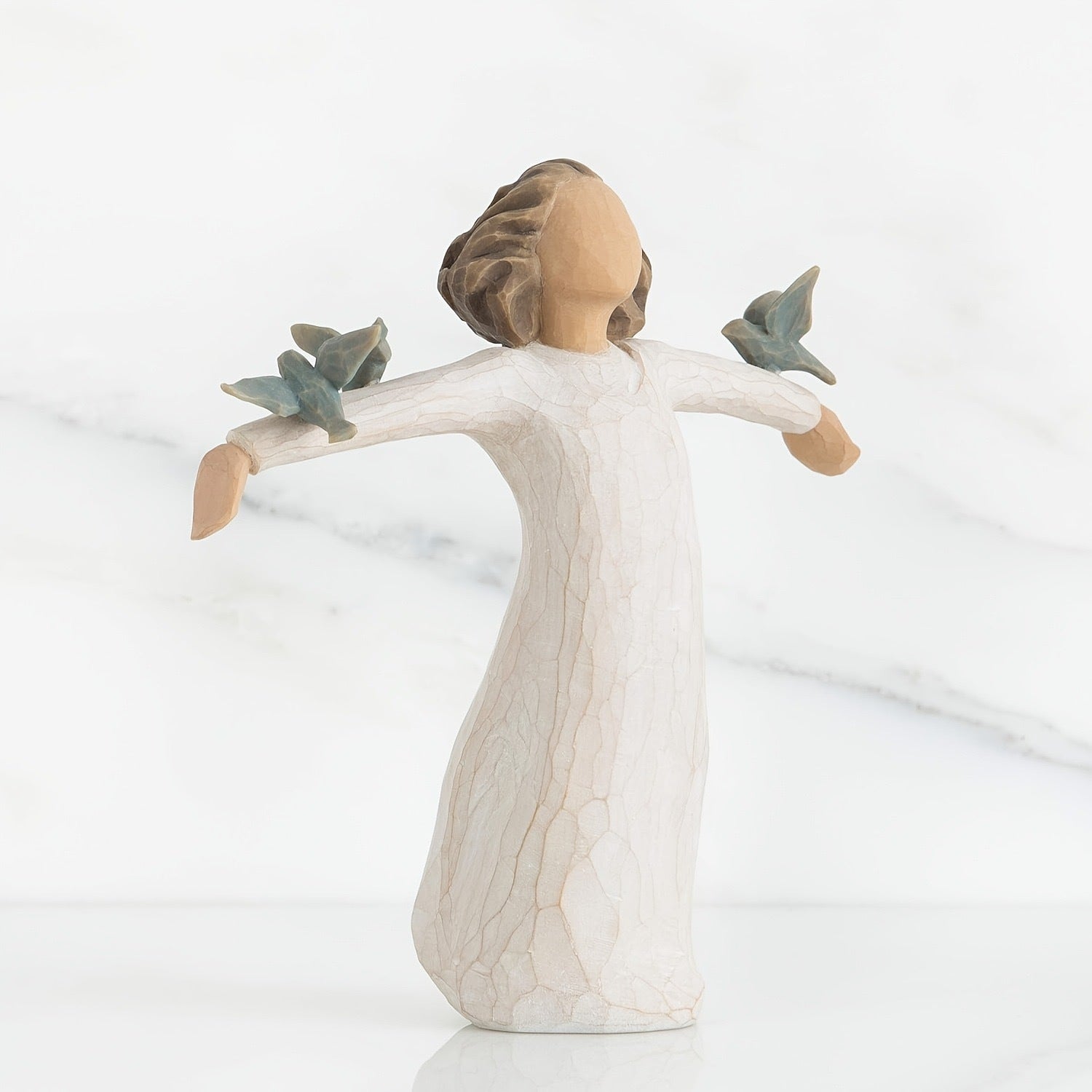 Handicraft Open Arms 'Embrace Nature' Figurine